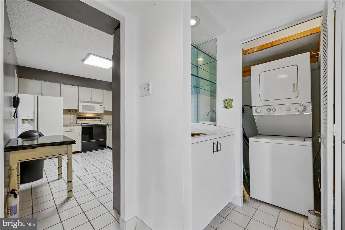 9200 Edwards Way #1013 Property Photo 28