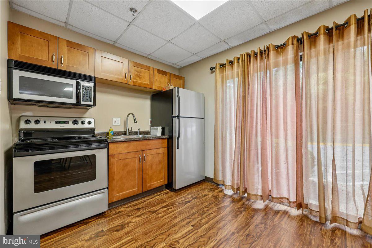 9200 Edwards Way #1013 Property Photo 61
