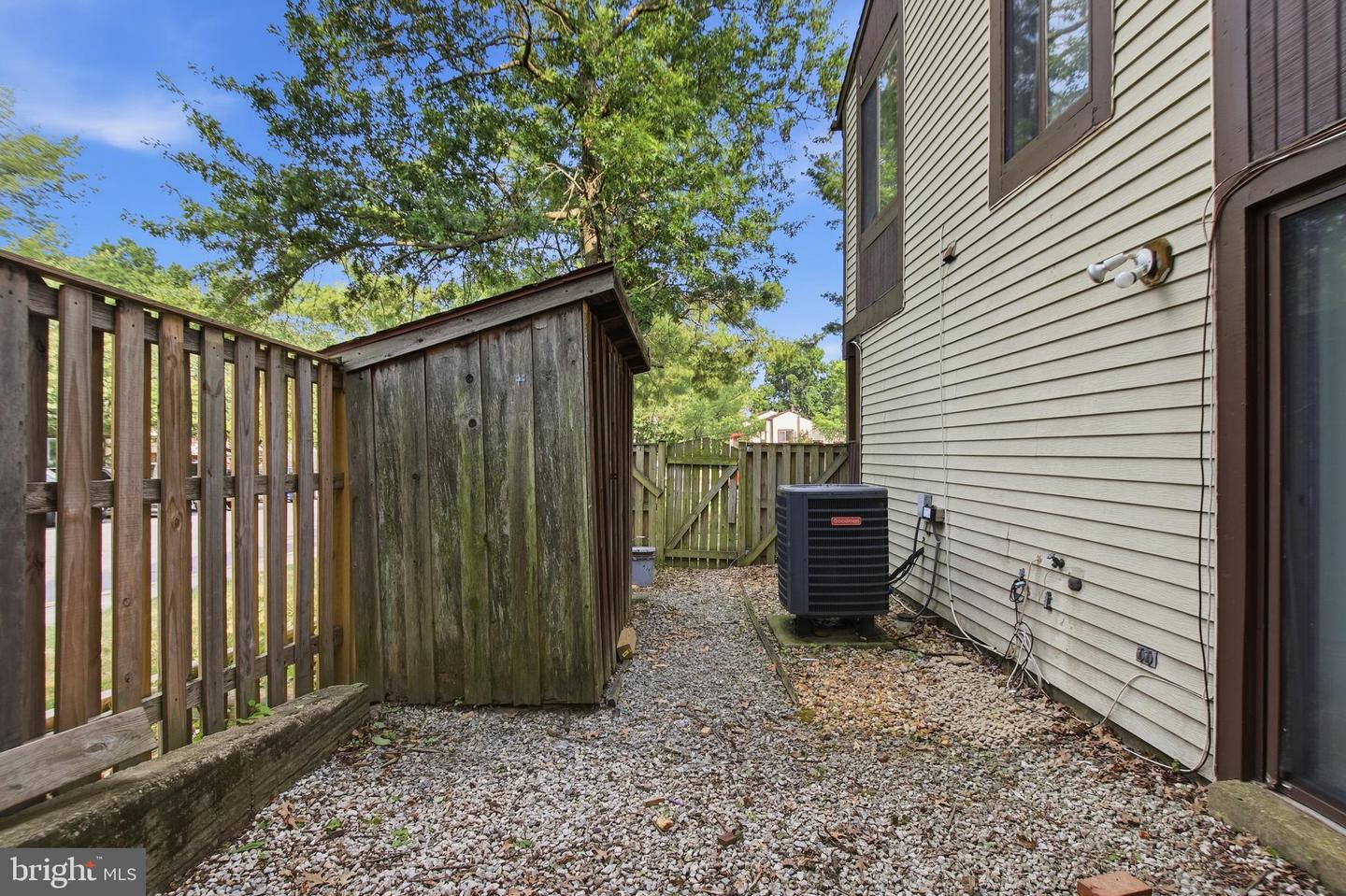 7205 Split Rail Ln Property Photo 34