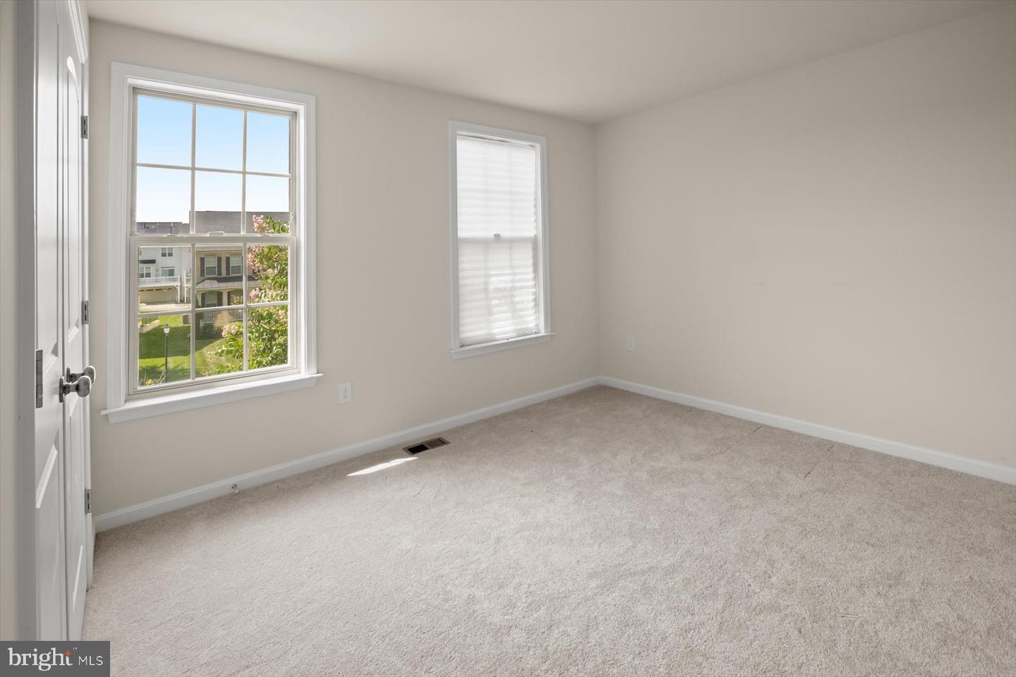 9620 Byward Blvd Property Photo 7