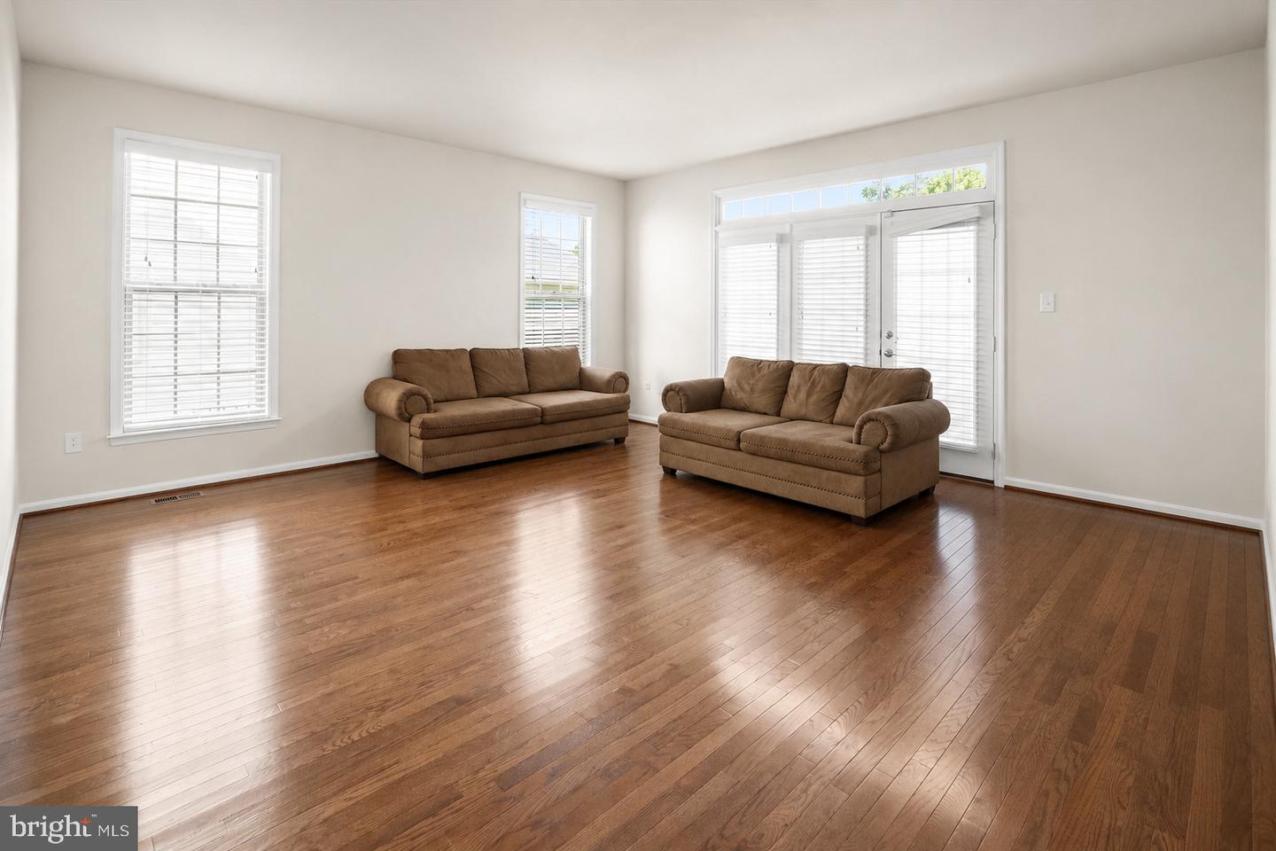 9620 Byward Blvd Property Photo 13