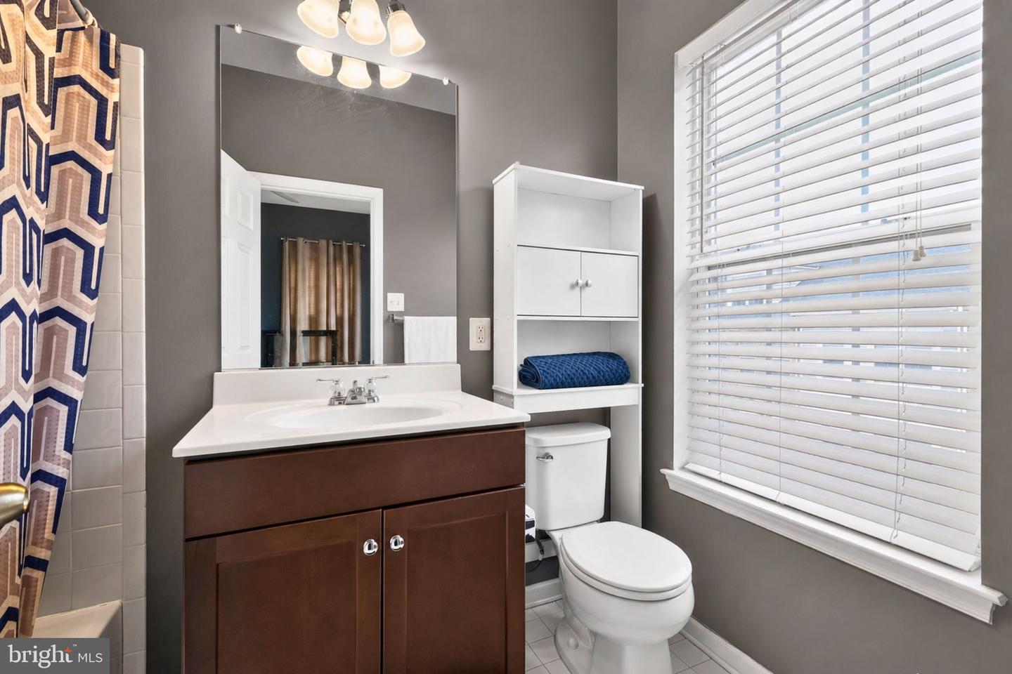 7210 Silver Thorn Way Property Photo 19