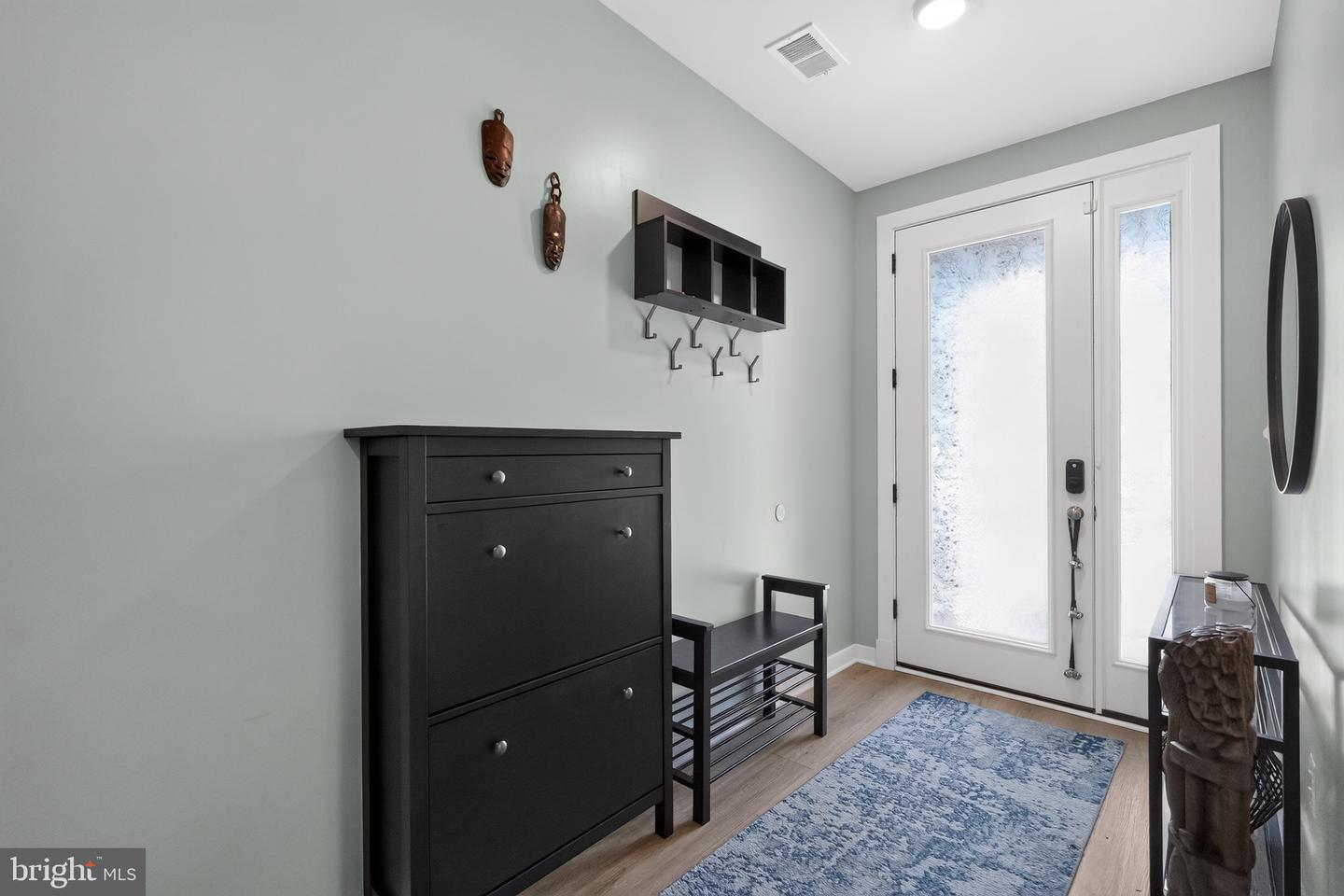 17139 Hardisty Way Property Photo 4