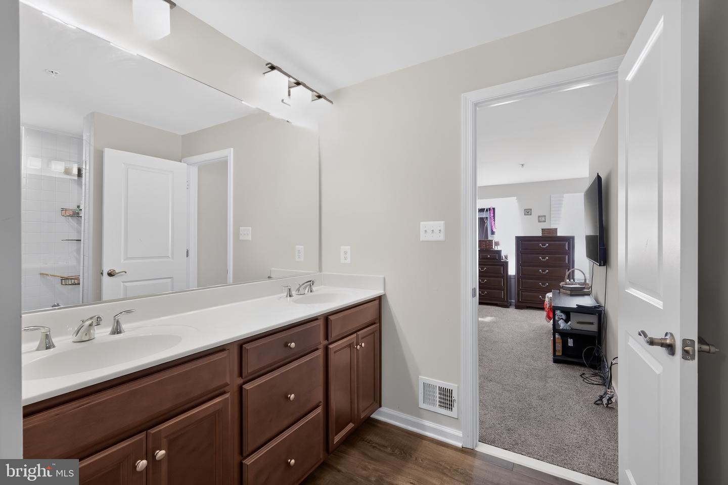 7642 Buzz Aldrin Ln Property Photo 13
