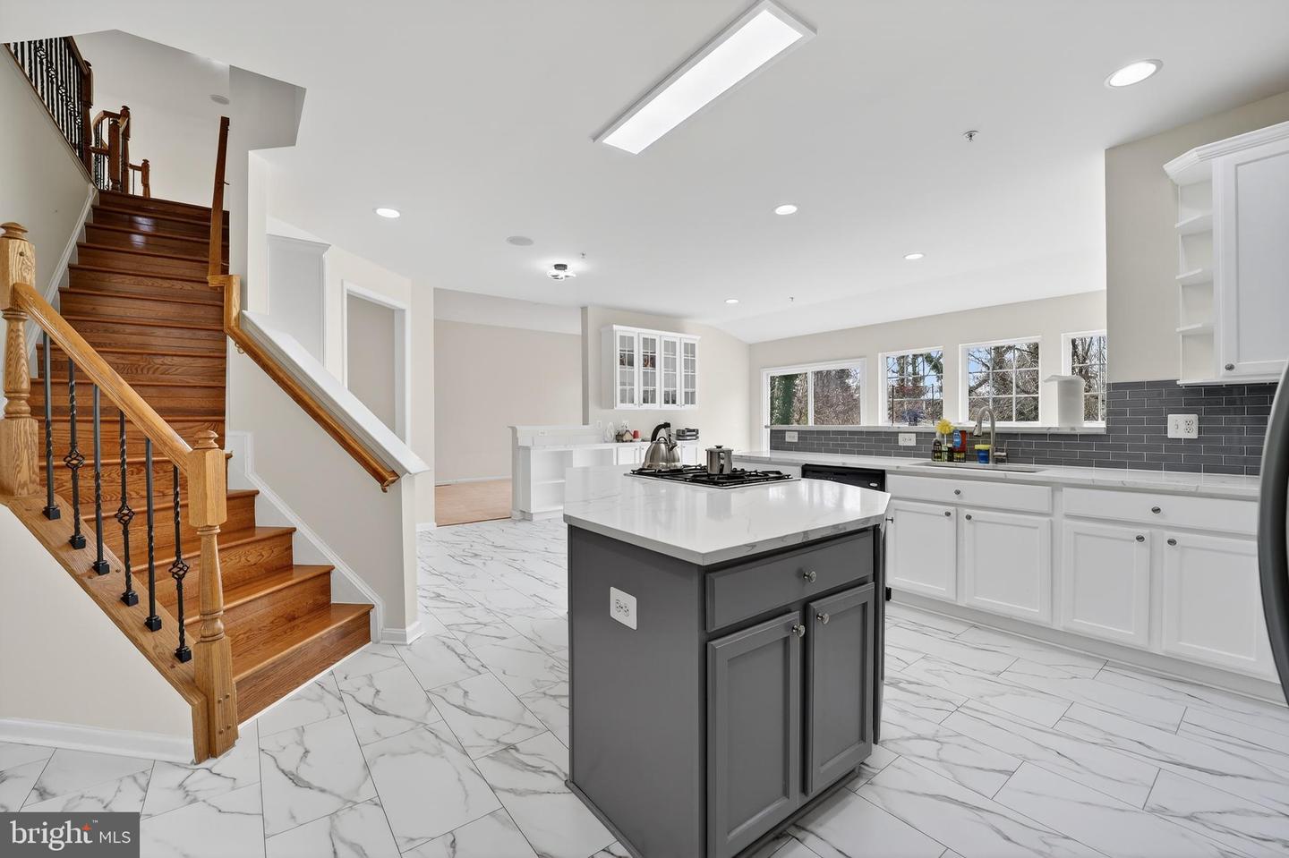 16101 Venice Rd Property Photo 18