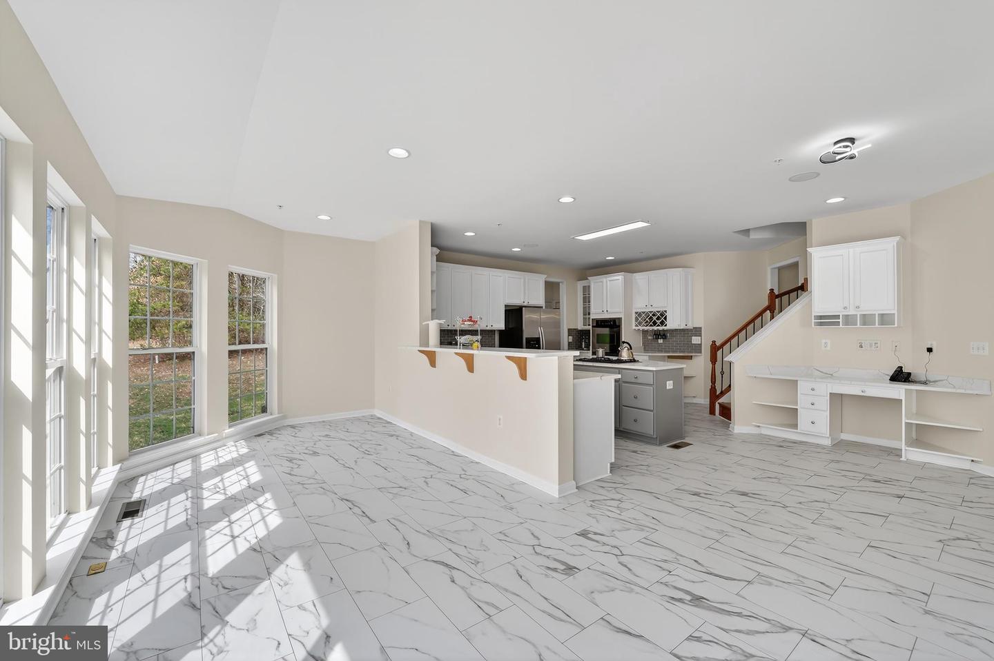 16101 Venice Rd Property Photo 22