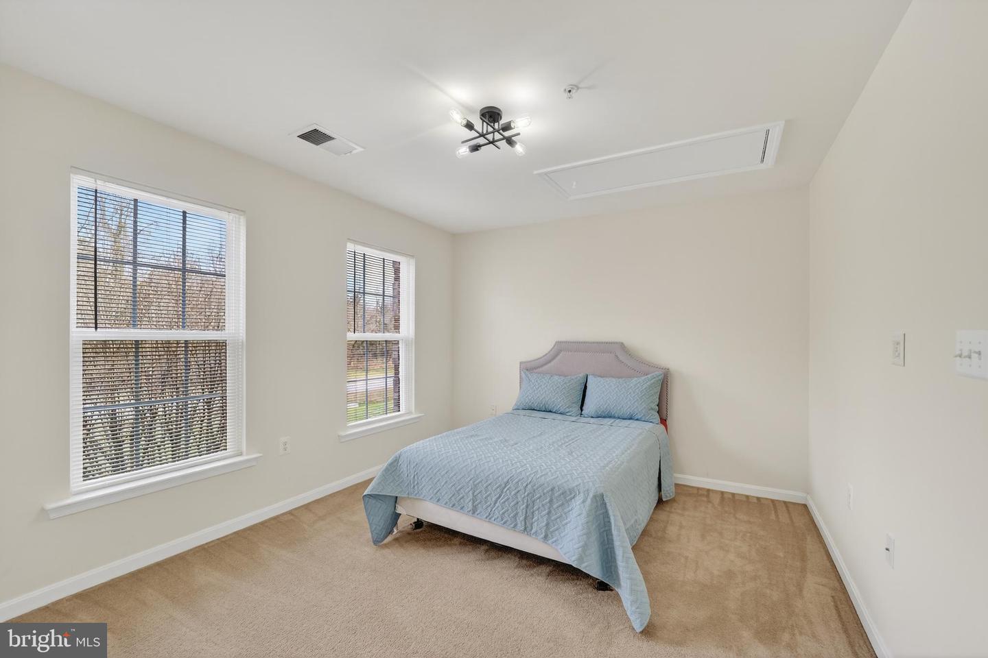 16101 Venice Rd Property Photo 48