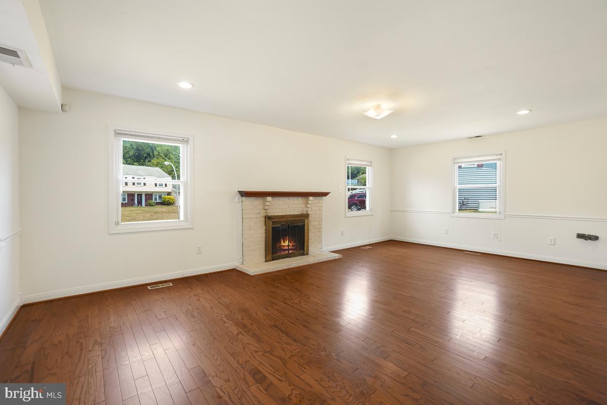 1108 Port Echo Ln Property Photo 5