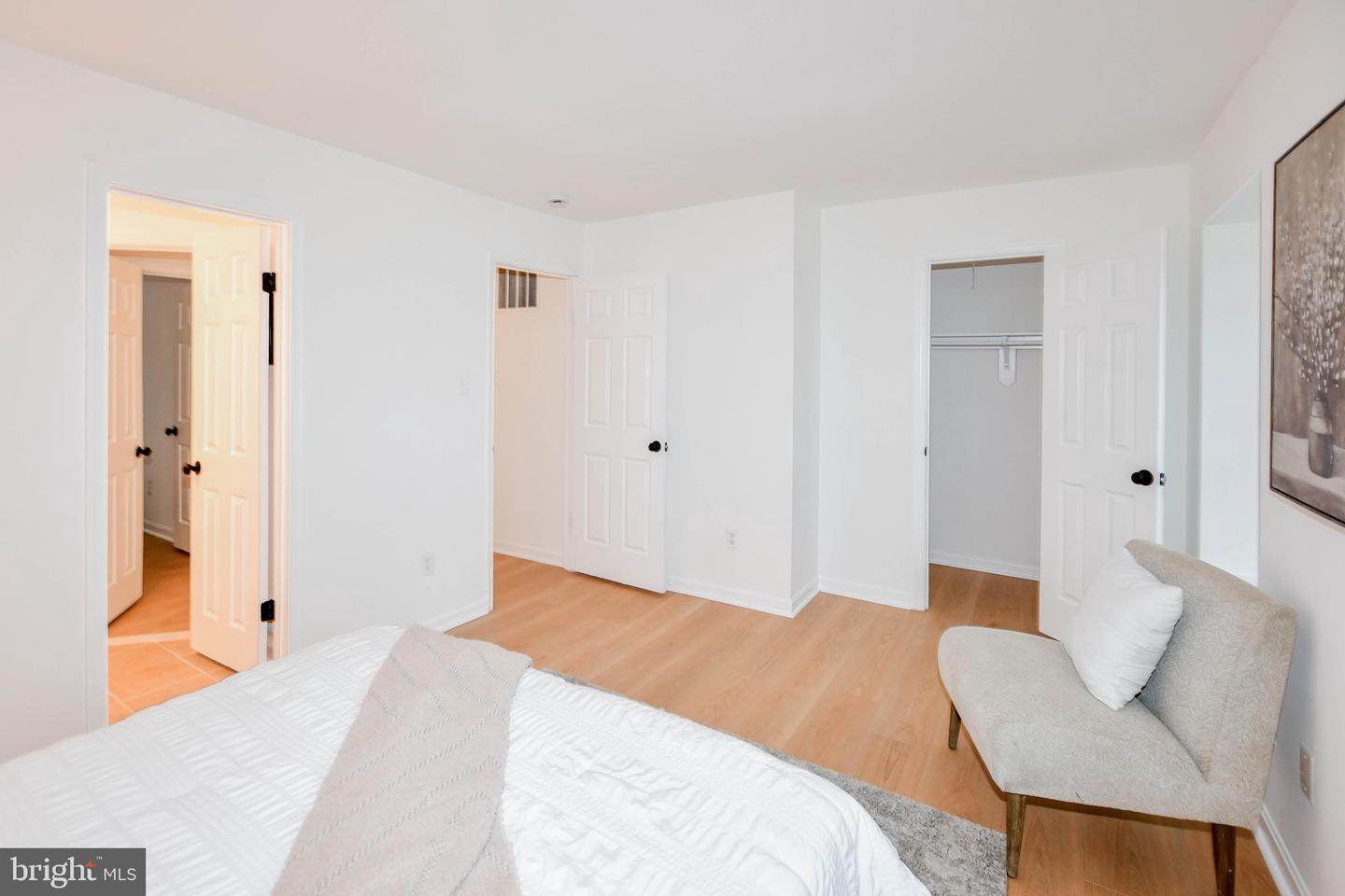 1114 Adeline Way Property Photo 27