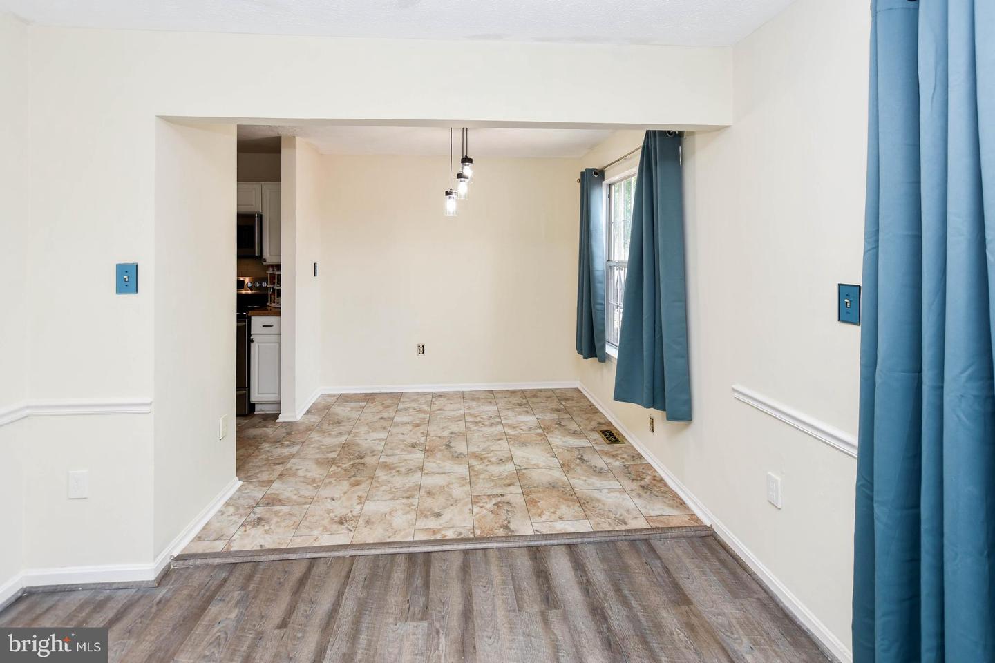 1401 Deep Gorge Ct Property Photo 12