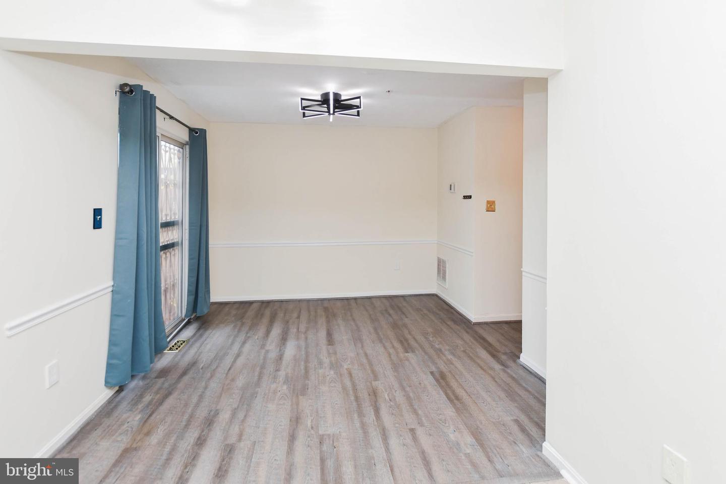 1401 Deep Gorge Ct Property Photo 14