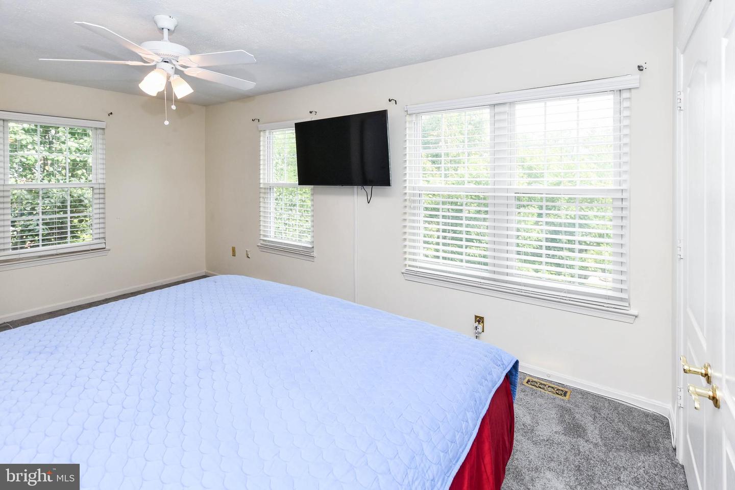 1401 Deep Gorge Ct Property Photo 19