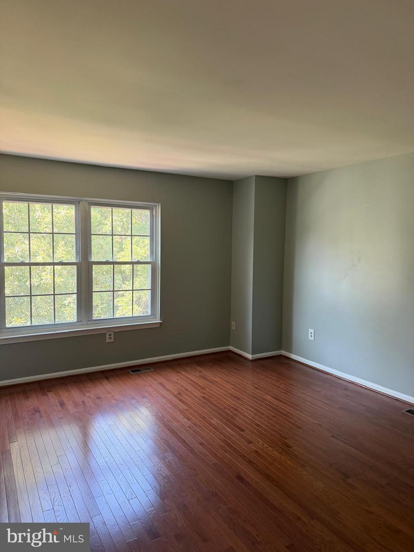 8108 Sandy Spring Rd Property Photo 14