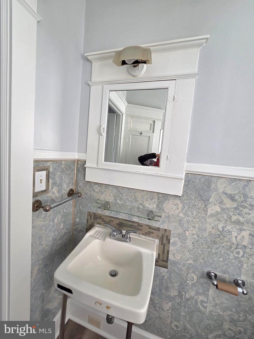 3108 Upshur St Property Photo 20