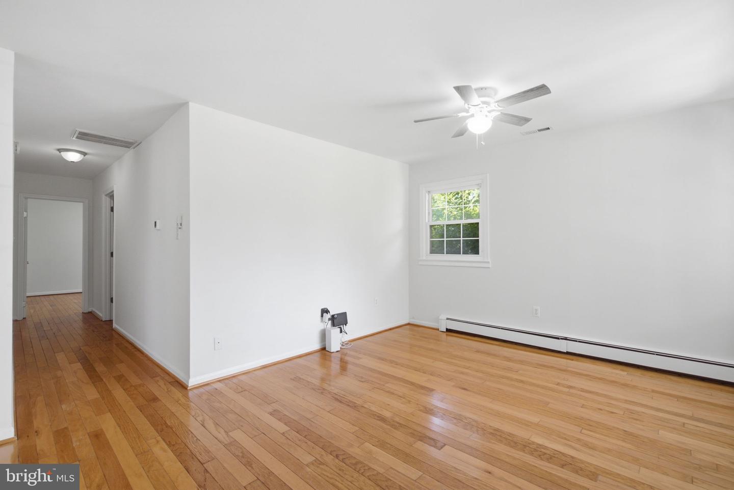 5104 Roanoke Pl Property Photo 4
