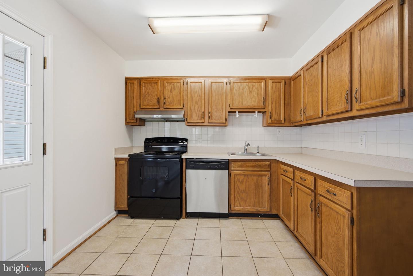 5104 Roanoke Pl Property Photo 8