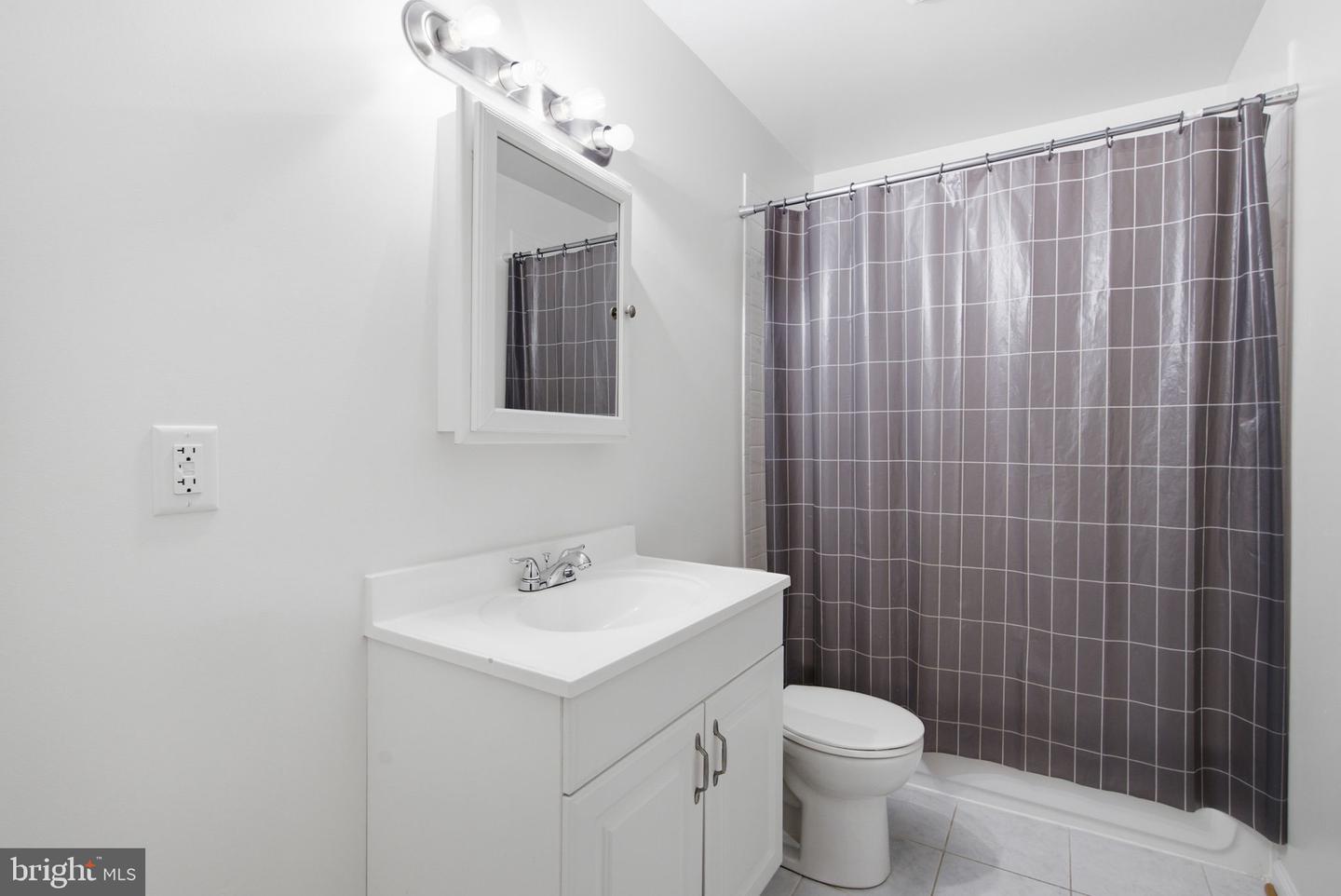 5104 Roanoke Pl Property Photo 14