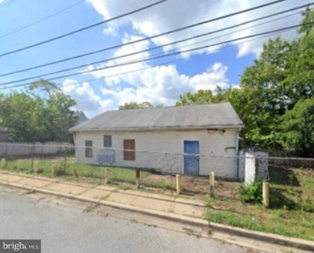 802 61st Ave Property Photo 1