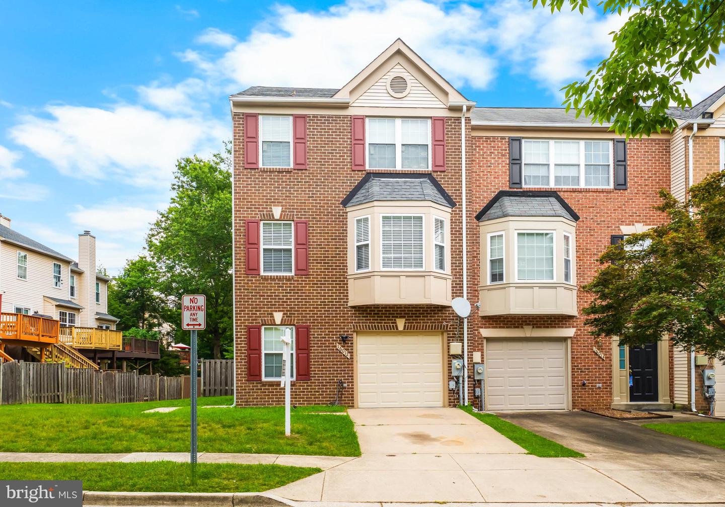 16012 Edgeview Ter Property Photo 2