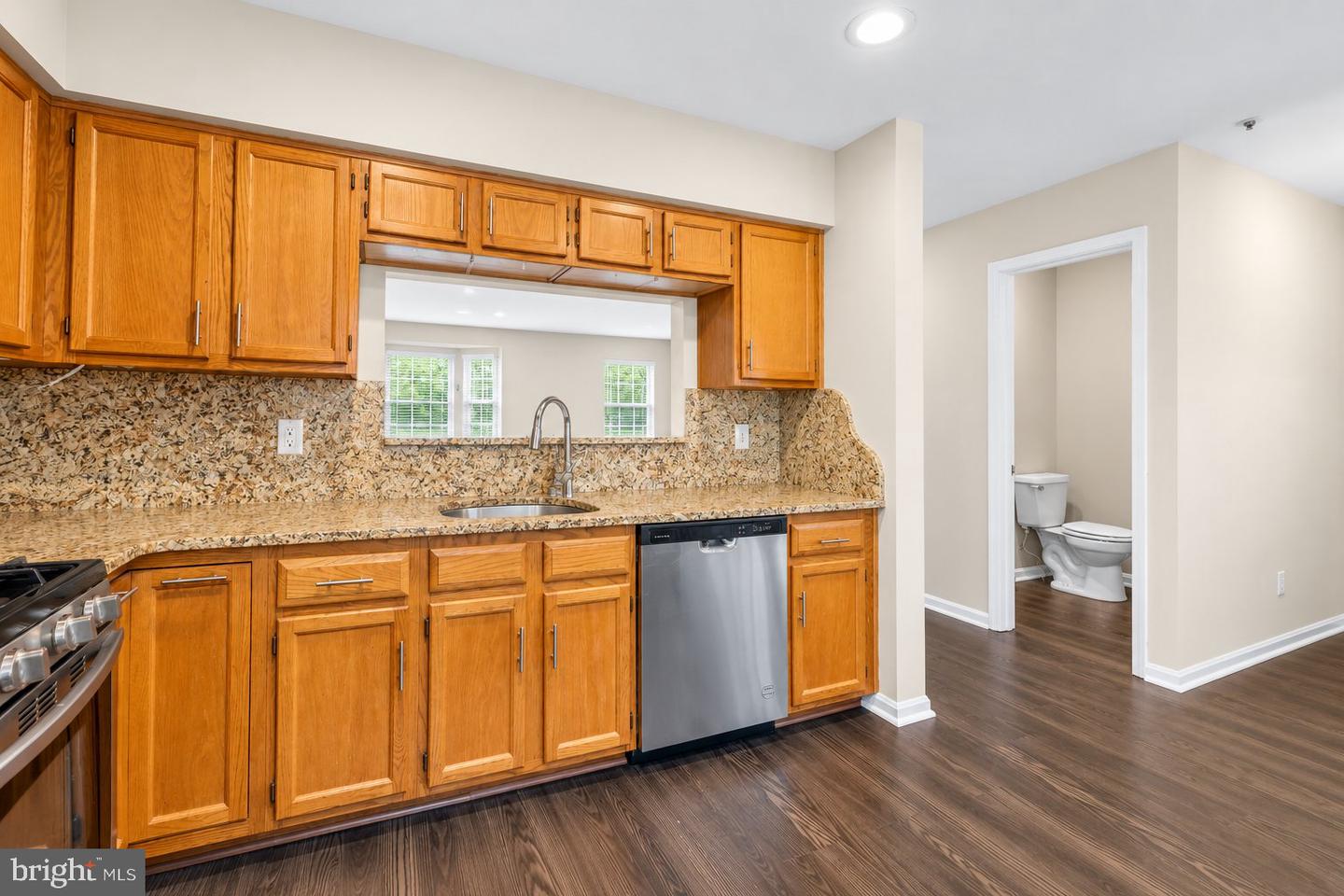 16012 Edgeview Ter Property Photo 12