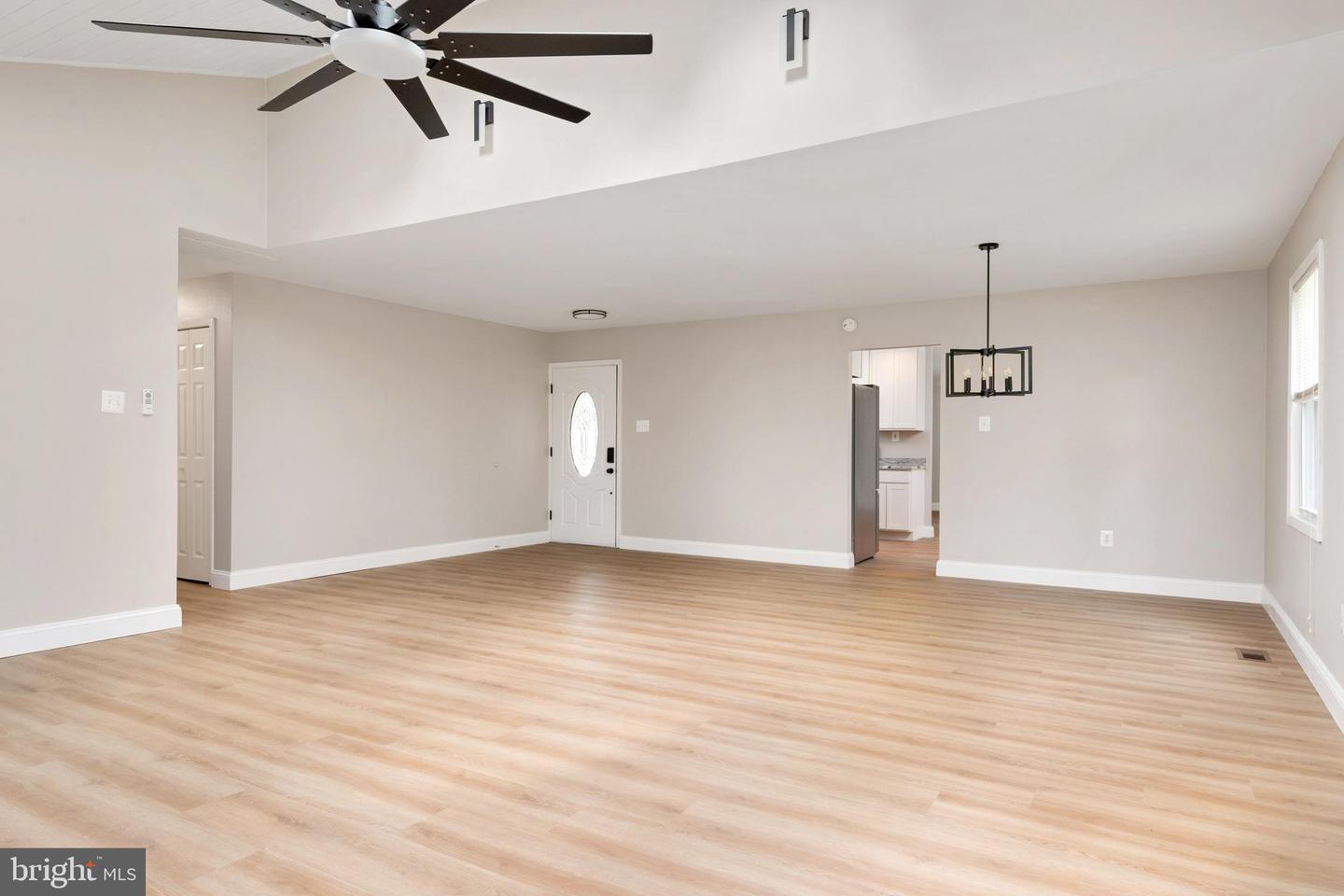 12508 Millstream Dr Property Photo 11