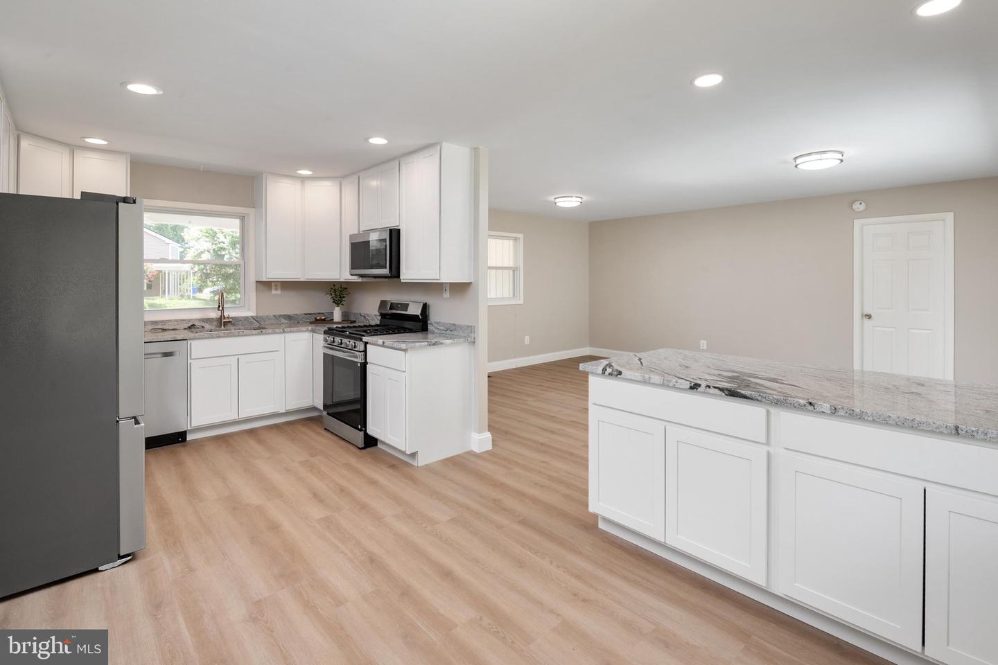 12508 Millstream Dr Property Photo 17