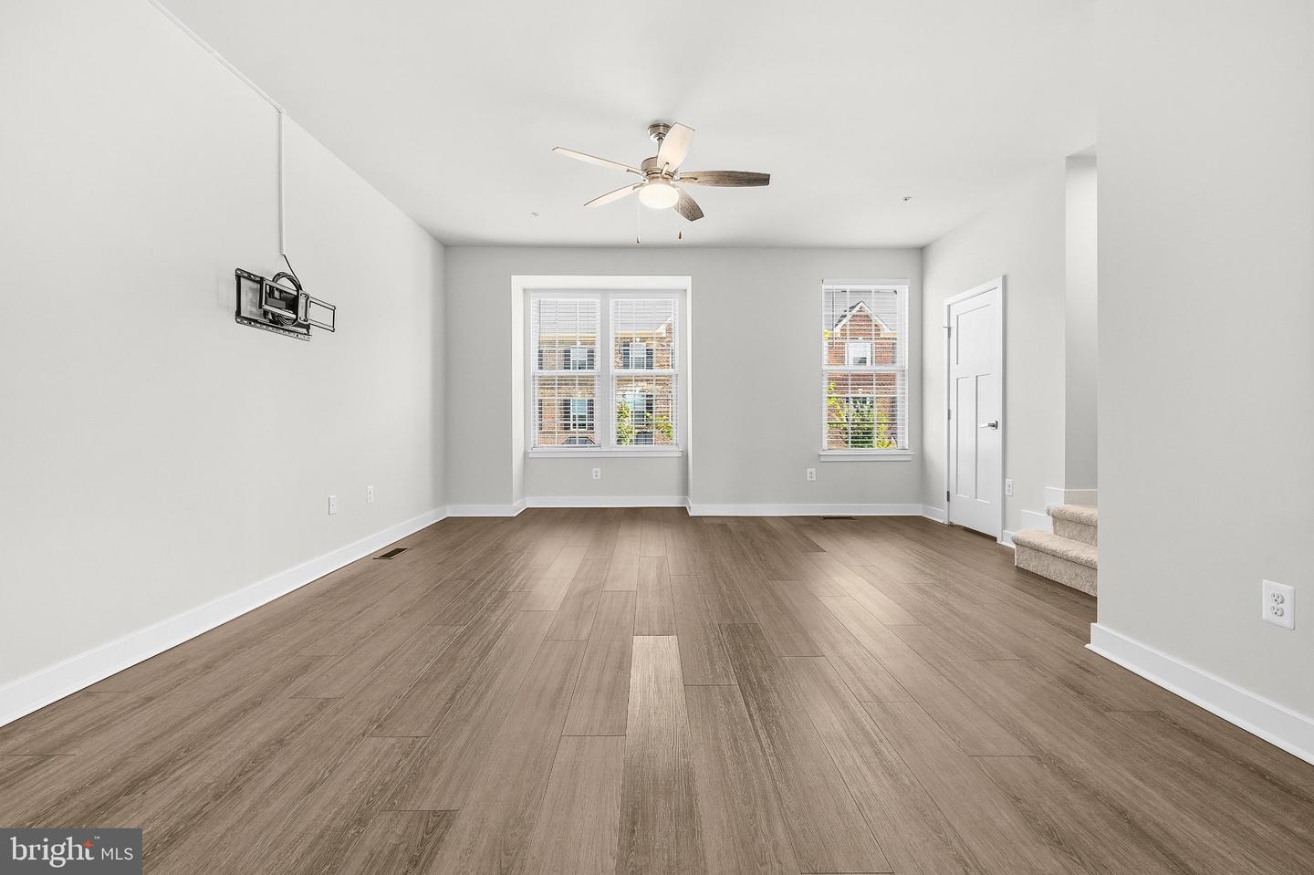 16515 Caribbean Way Property Photo 8