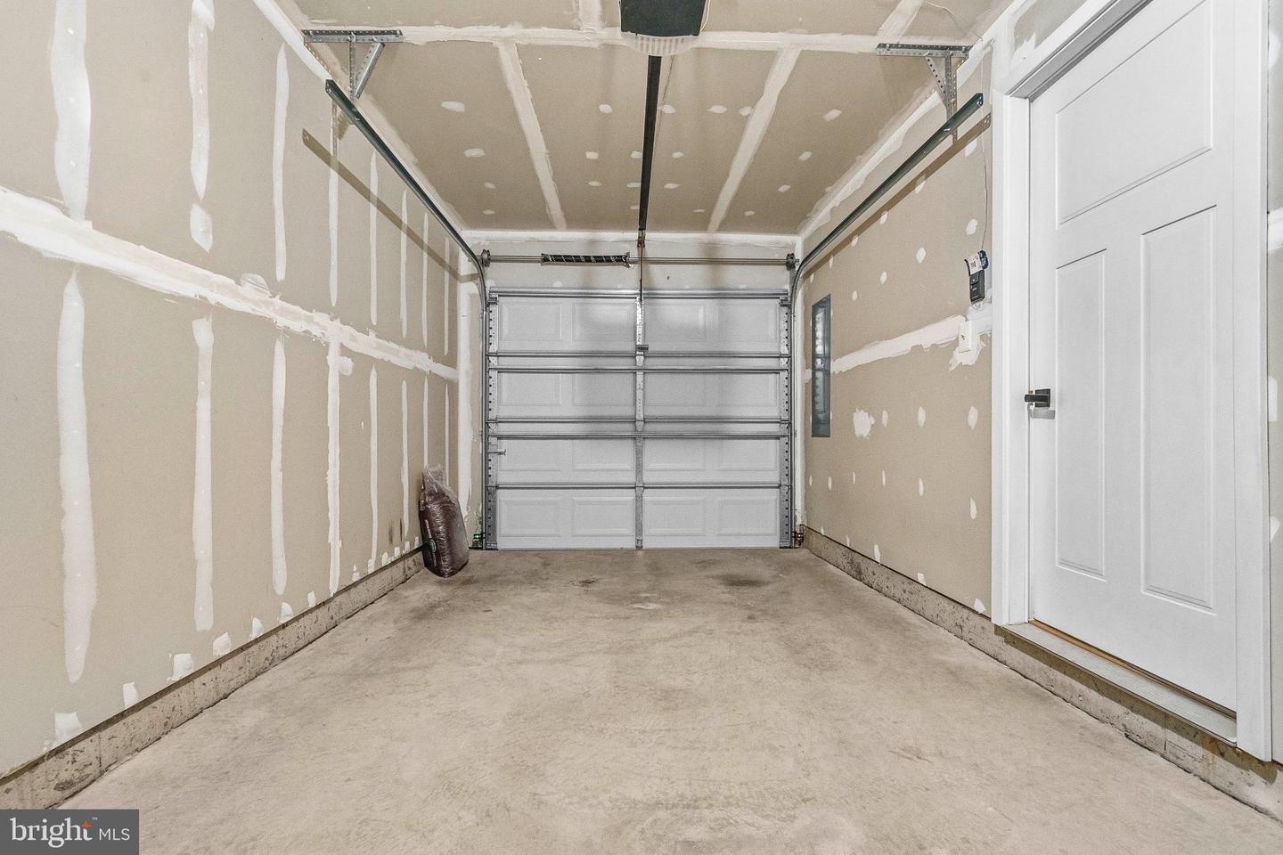 16515 Caribbean Way Property Photo 30