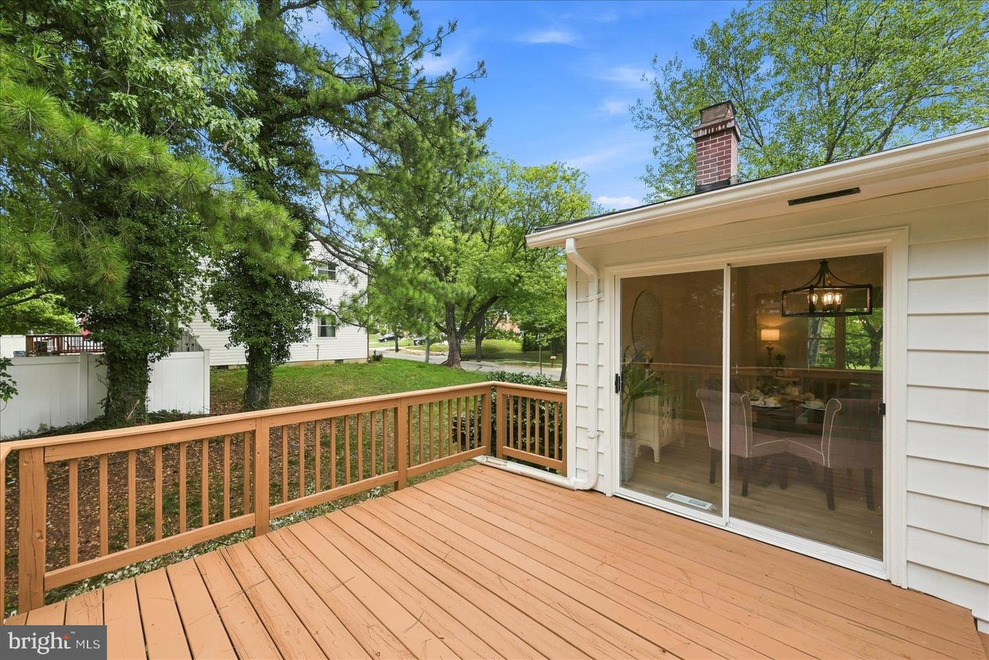 9309 Cross Bow Rd Property Photo 6