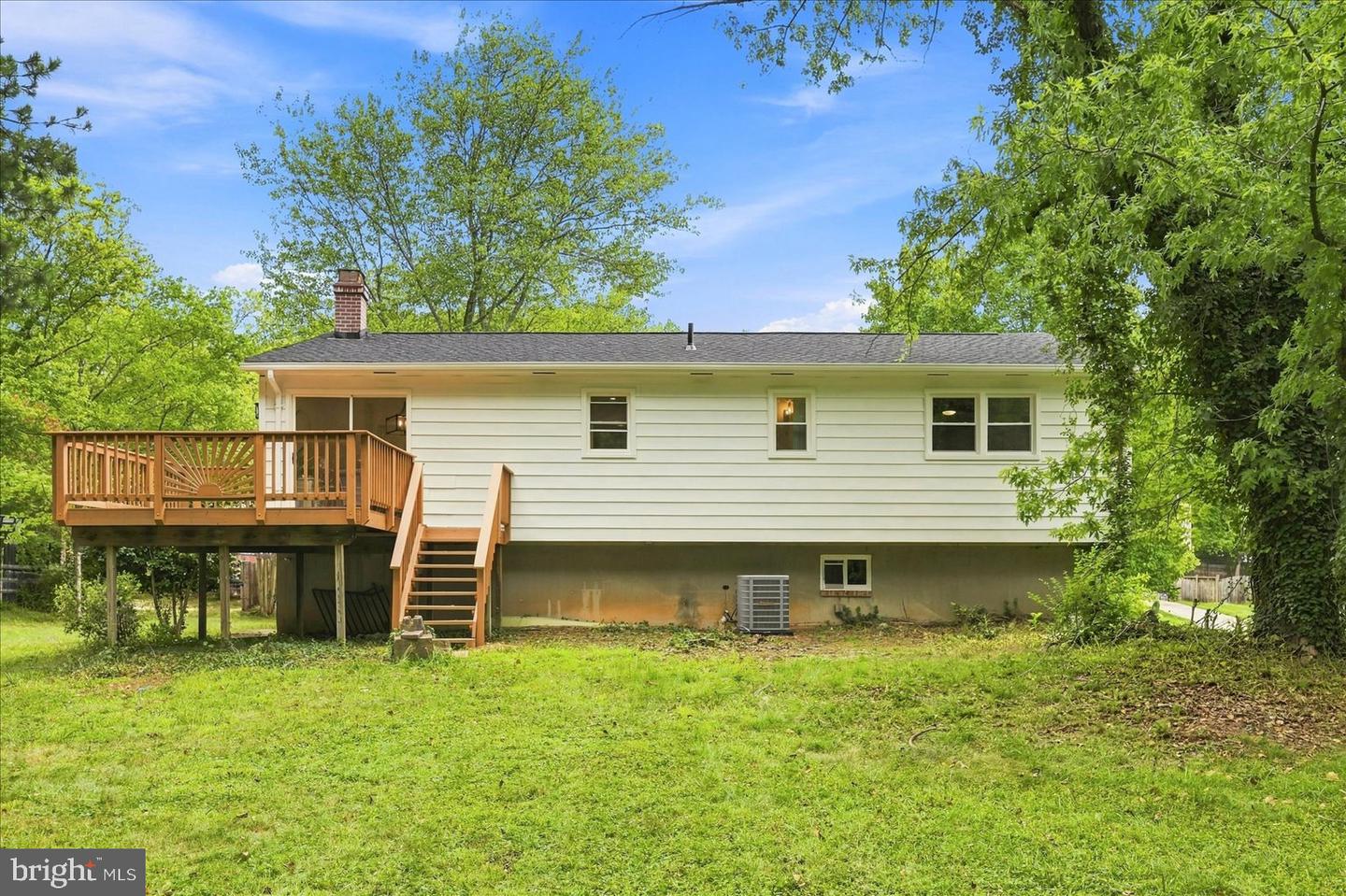 9309 Cross Bow Rd Property Photo 48
