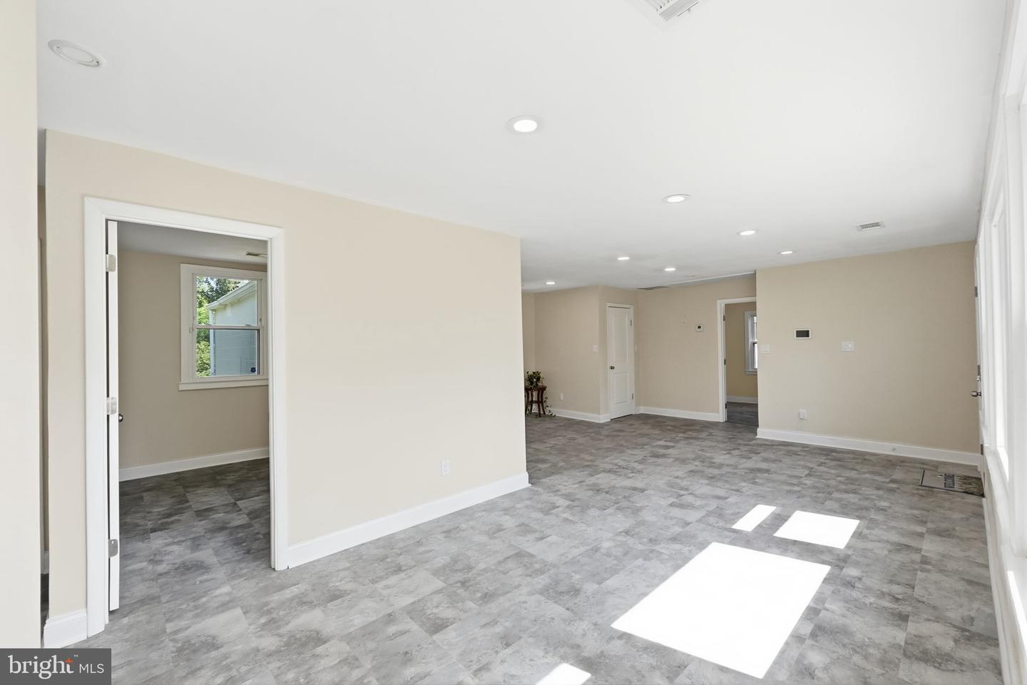 8317 Schultz Rd Property Photo 5