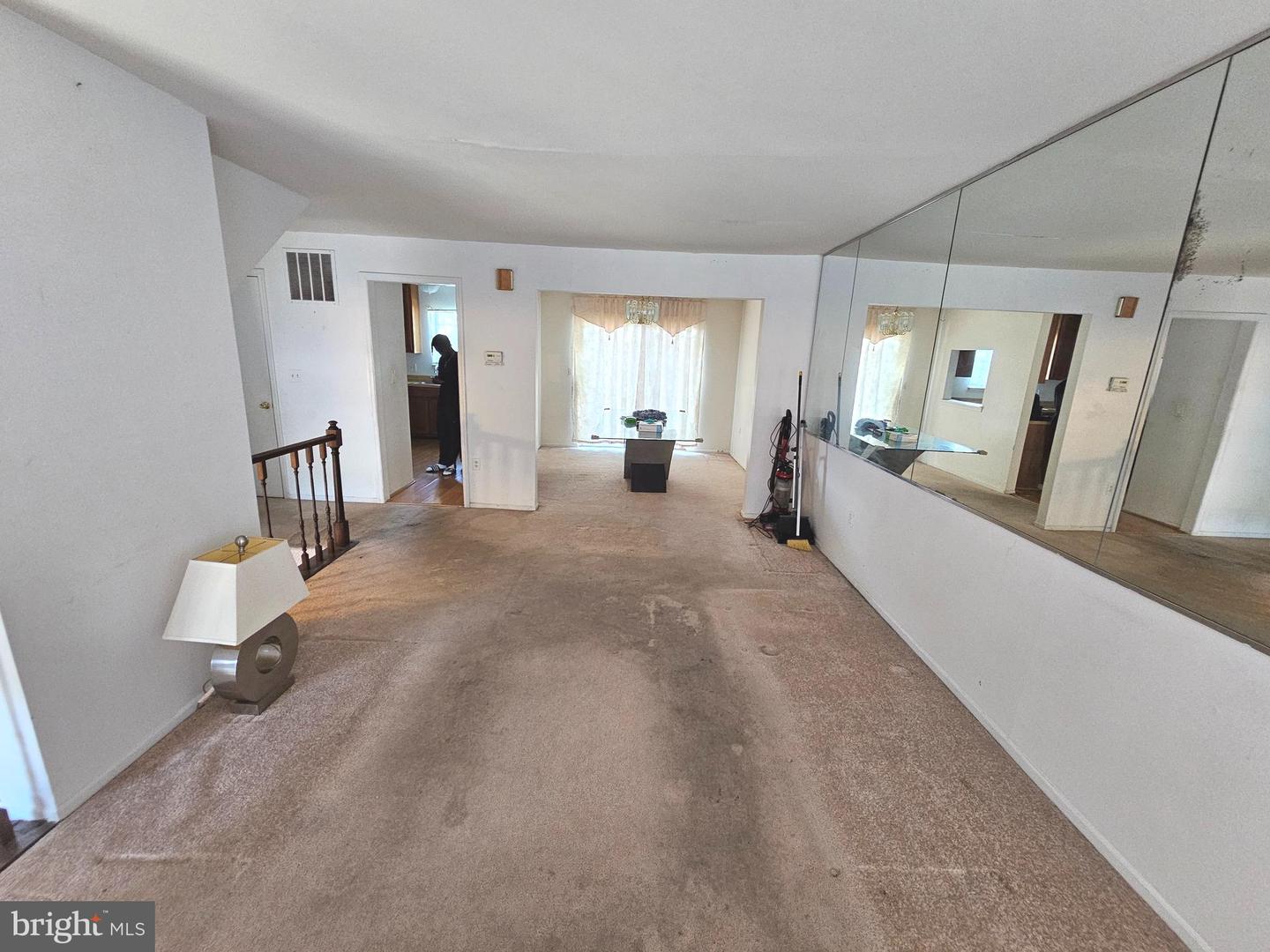 10736 Castleton Way Property Photo 3