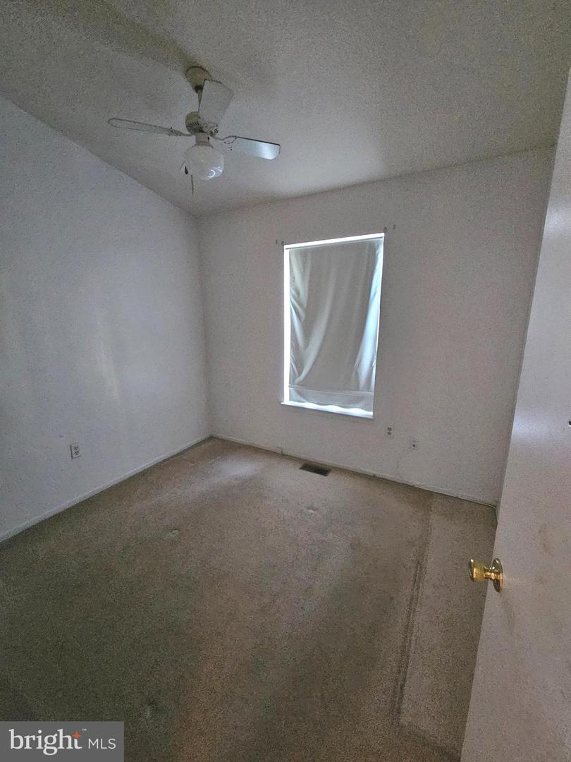 10736 Castleton Way Property Photo 13