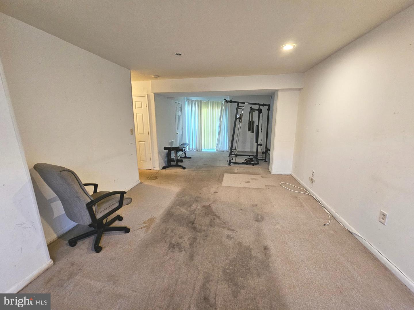 10736 Castleton Way Property Photo 17