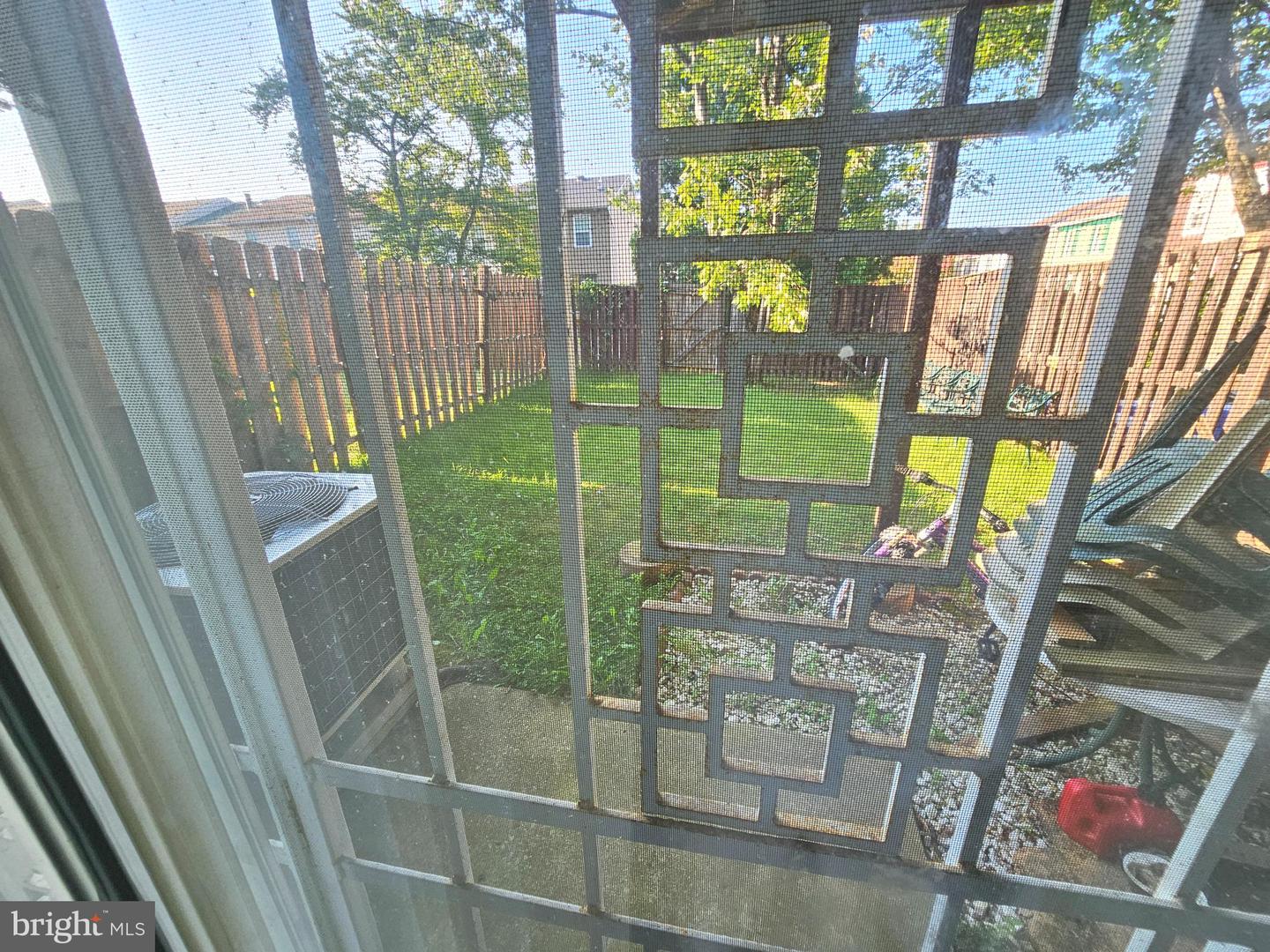 10736 Castleton Way Property Photo 20