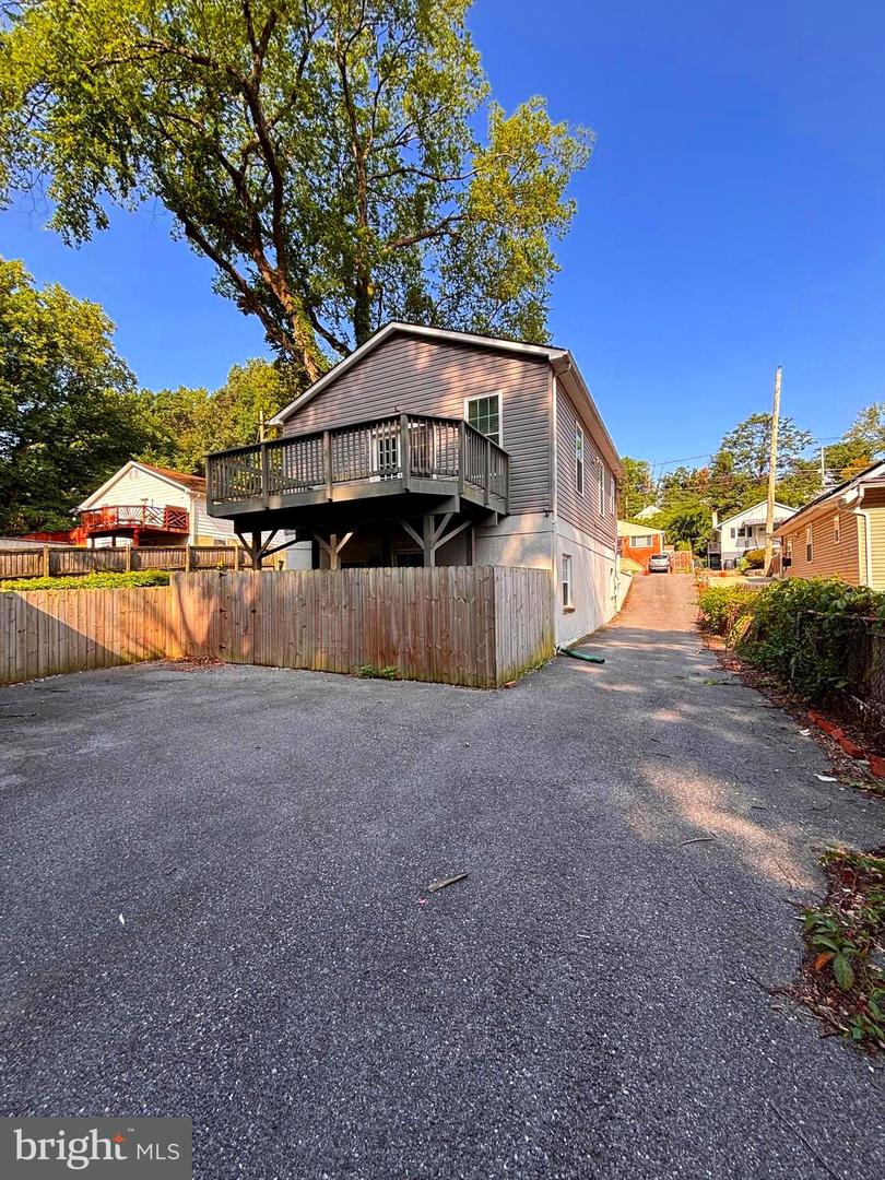 1216 Nova Ave Property Photo 5