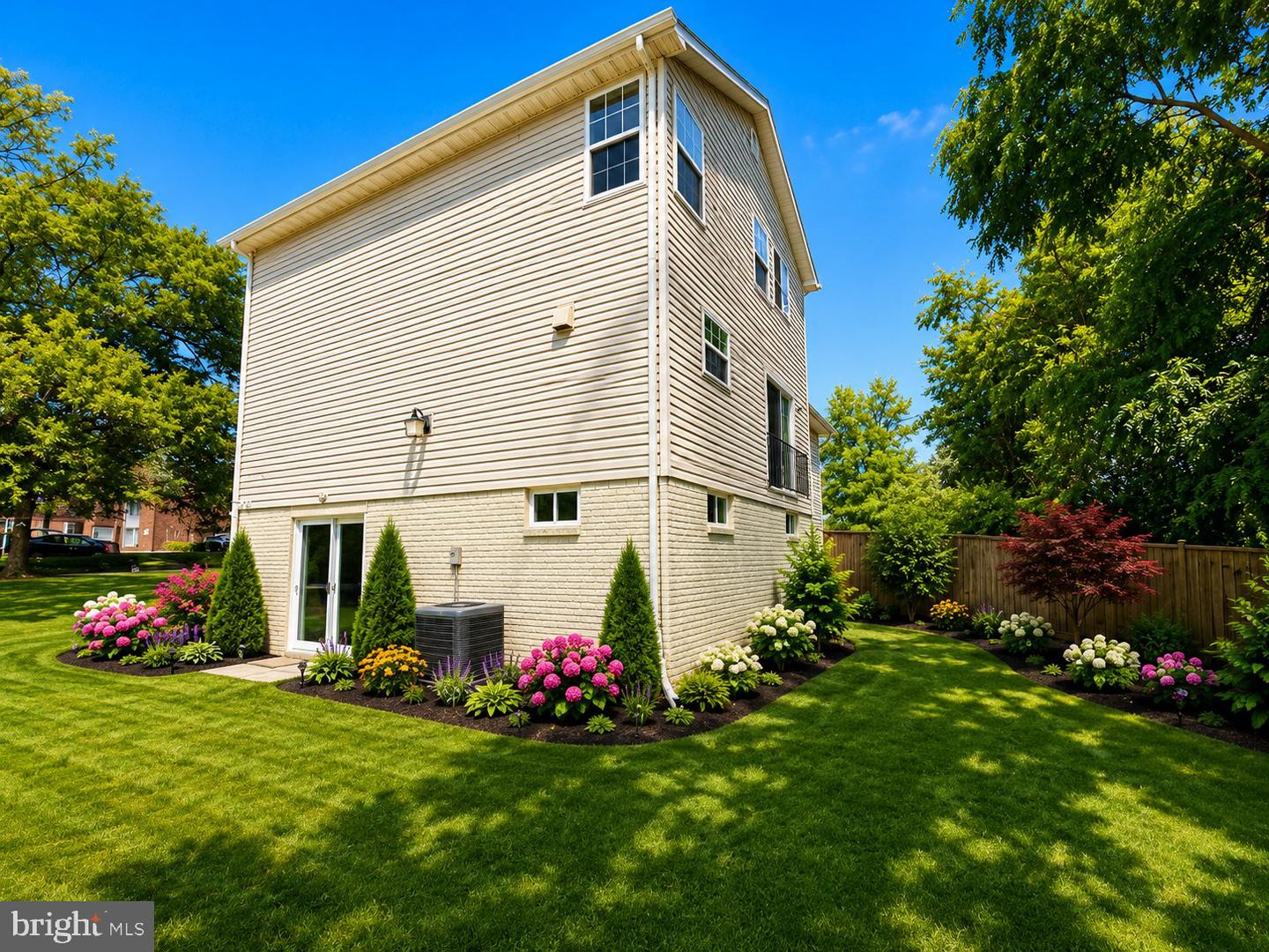 5302 76th Property Photo 18