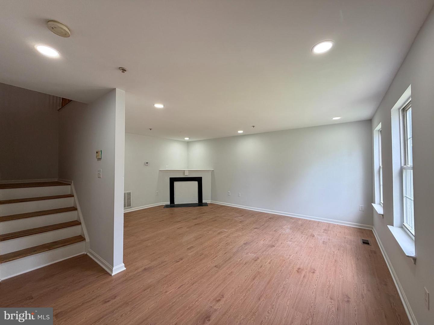 5302 76th Property Photo 20