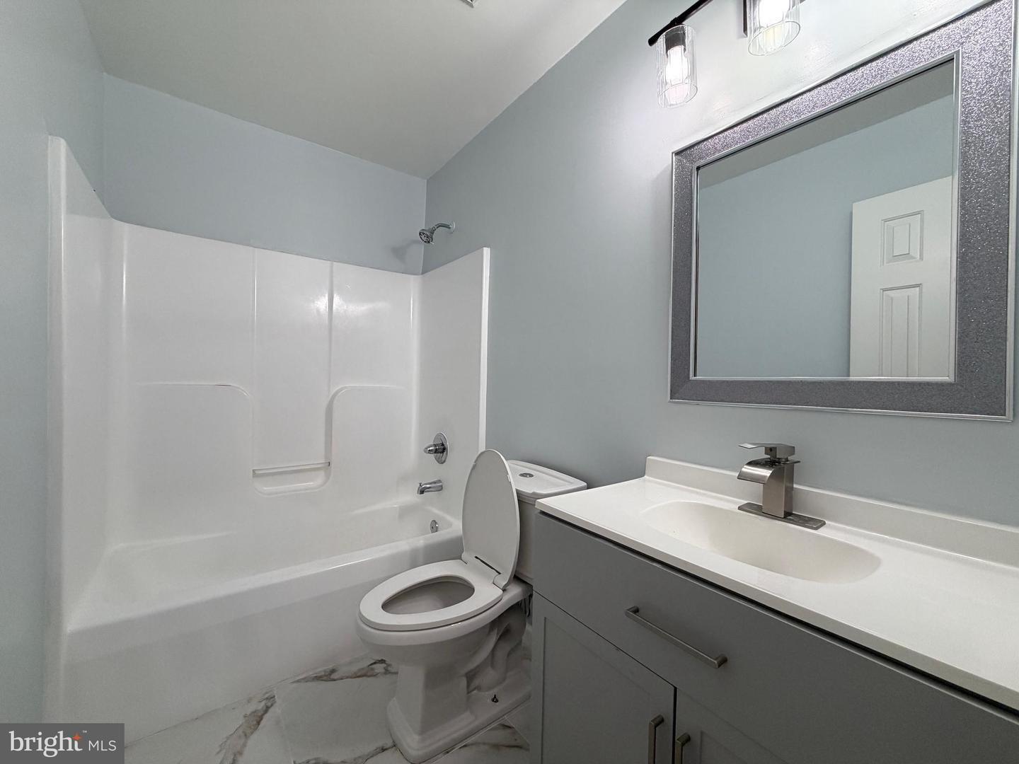 5302 76th Property Photo 31