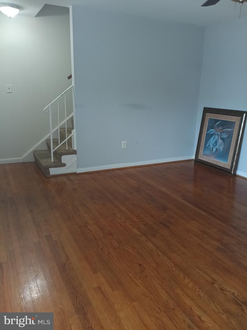 3049 Sunset Ln #3049 Property Photo 4
