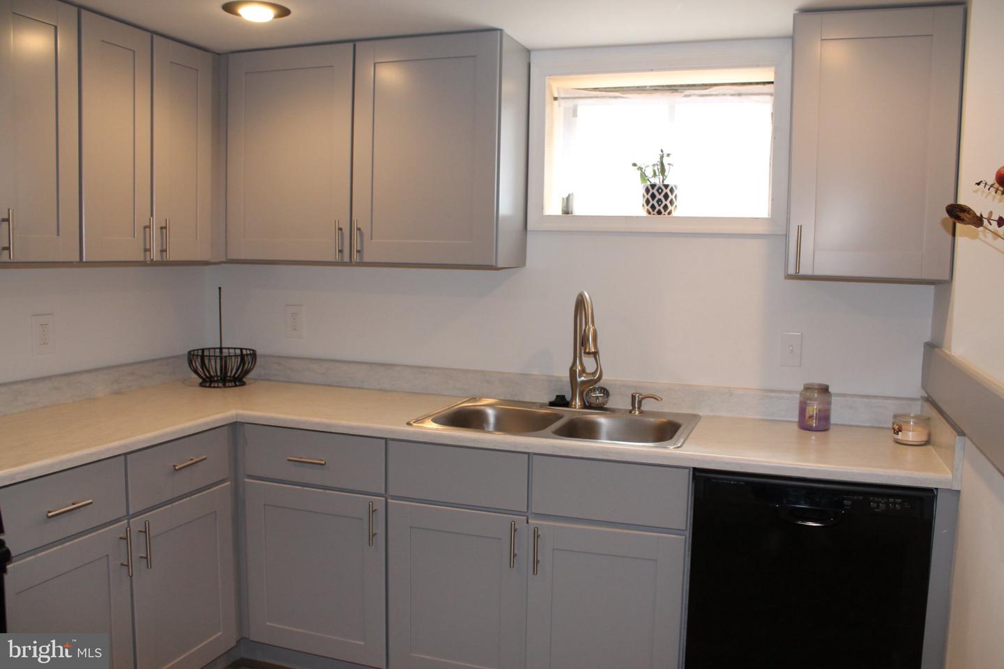 3820 Allison St Property Photo 5
