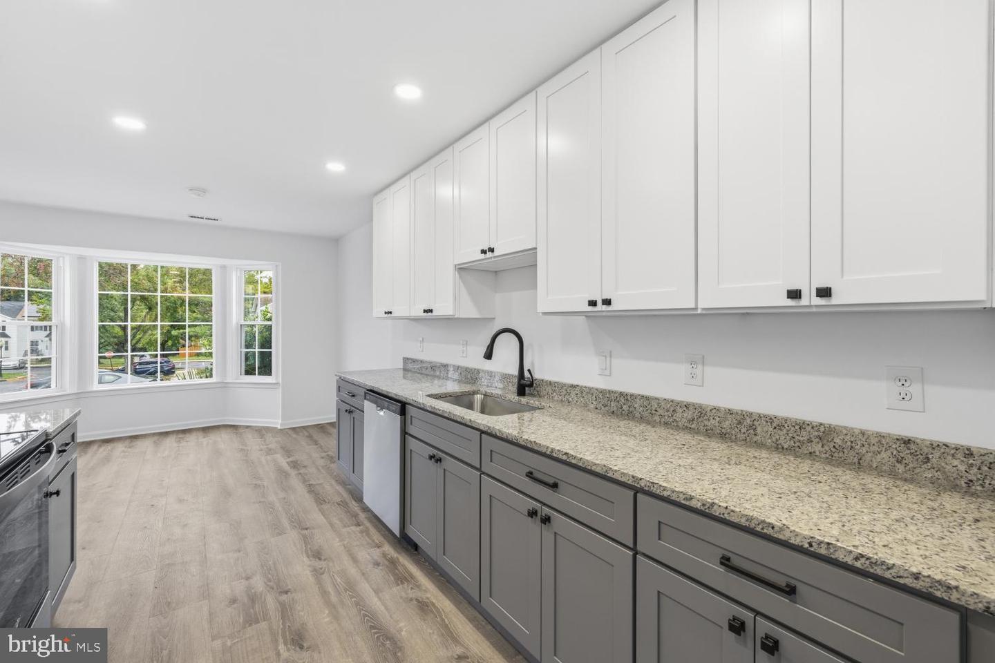 1766 Tulip Ave Property Photo 11