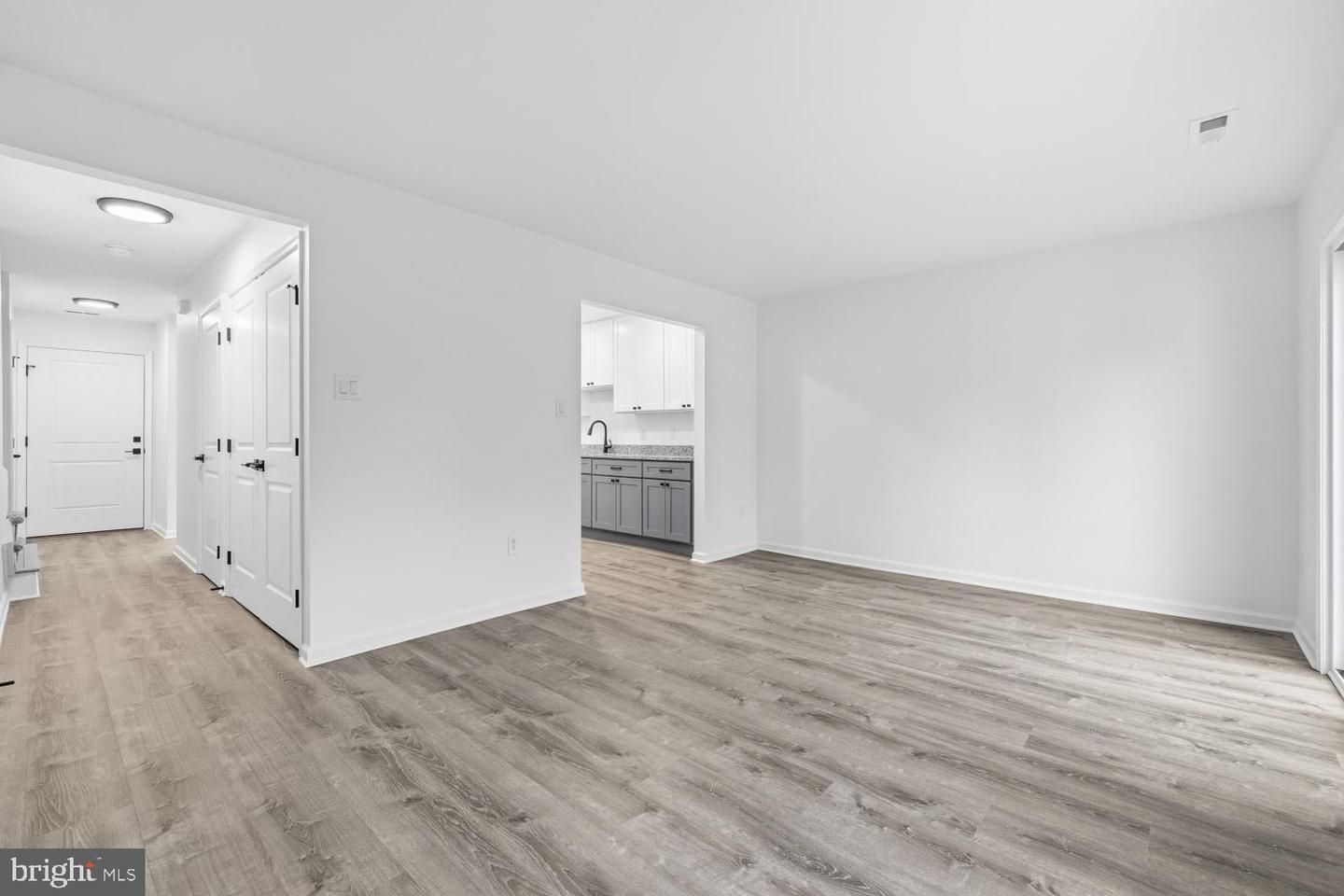 1766 Tulip Ave Property Photo 15