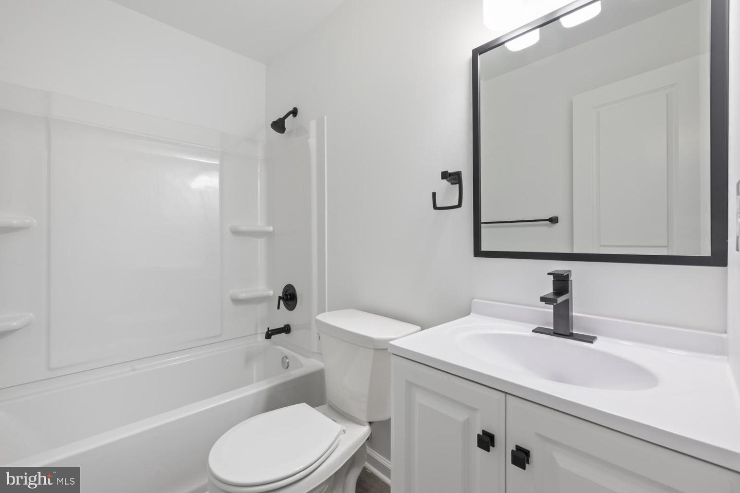 1766 Tulip Ave Property Photo 30