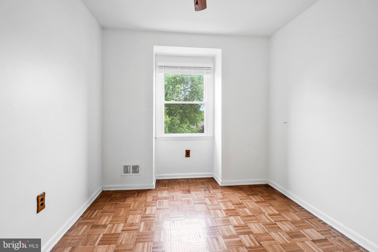 12958 Claxton Dr #3-f Property Photo 11
