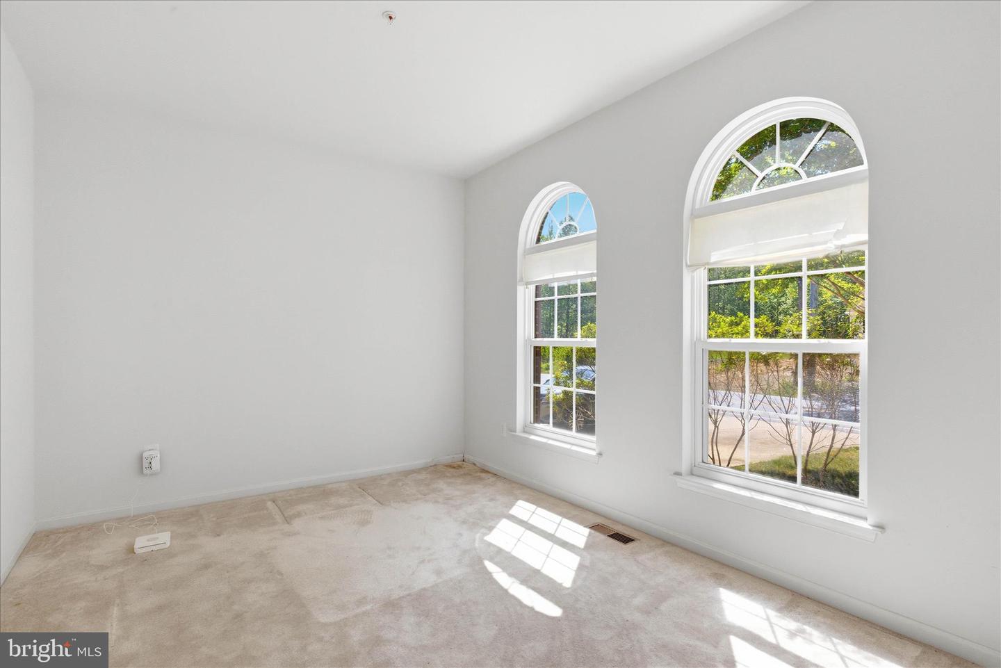 8114 Holly Ln Property Photo 27