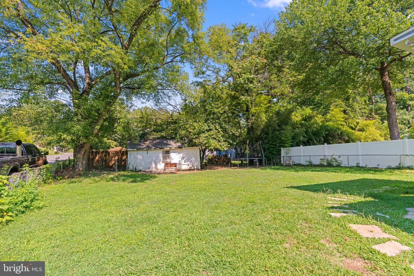 5709 Janice Ln Property Photo 43