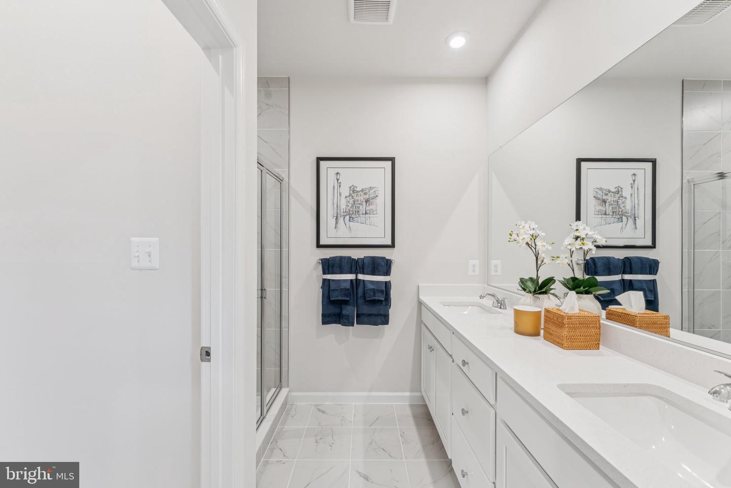 14306 Bronte St Property Photo 12