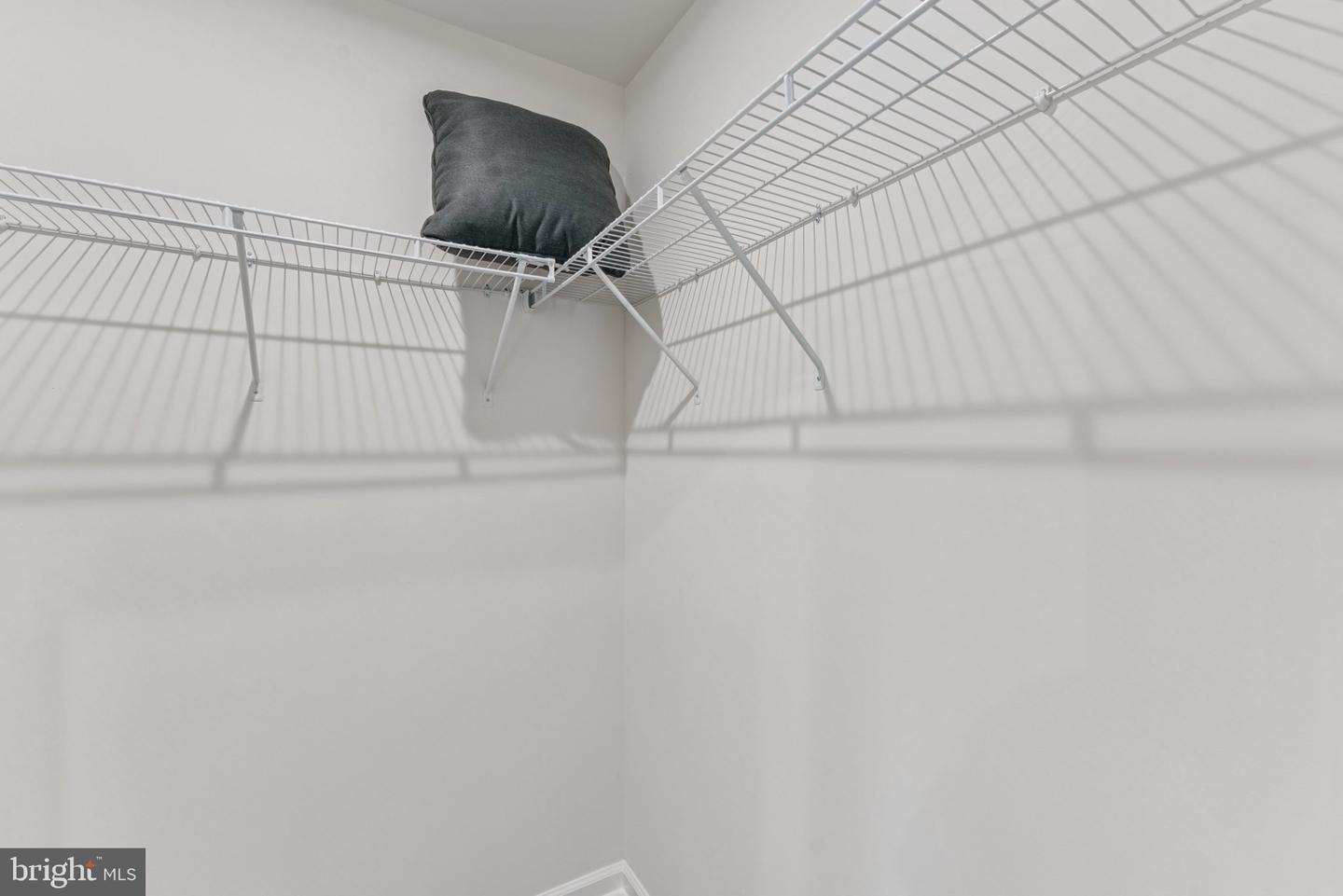 14306 Bronte St Property Photo 13