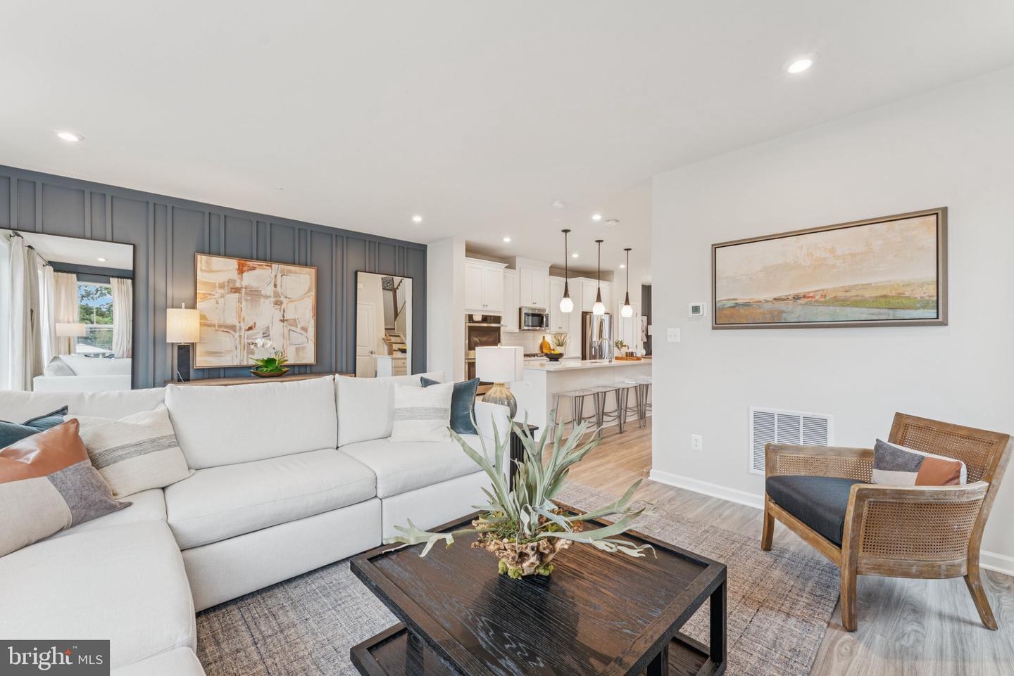 14306 Bronte St Property Photo 17